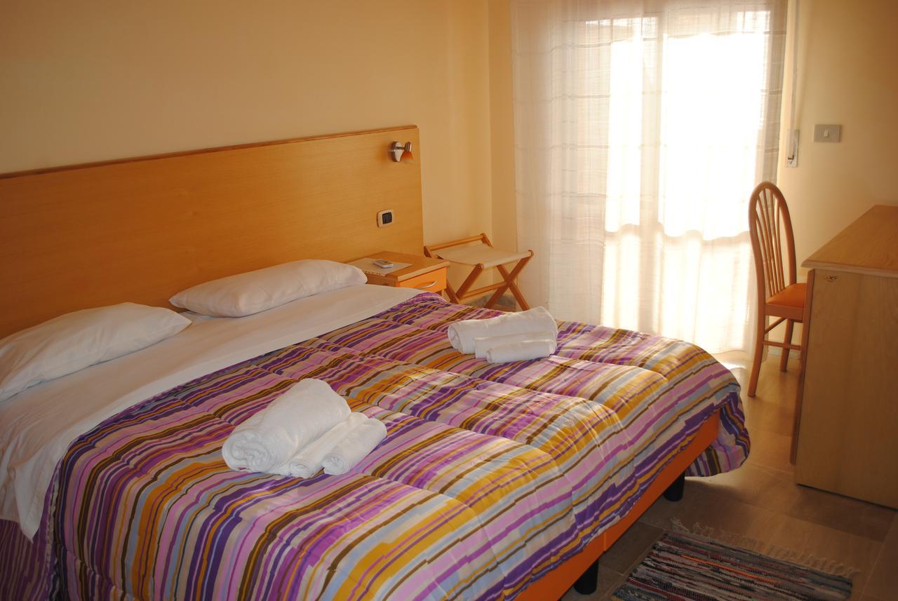 Hotel South Paradise Пальми Экстерьер фото